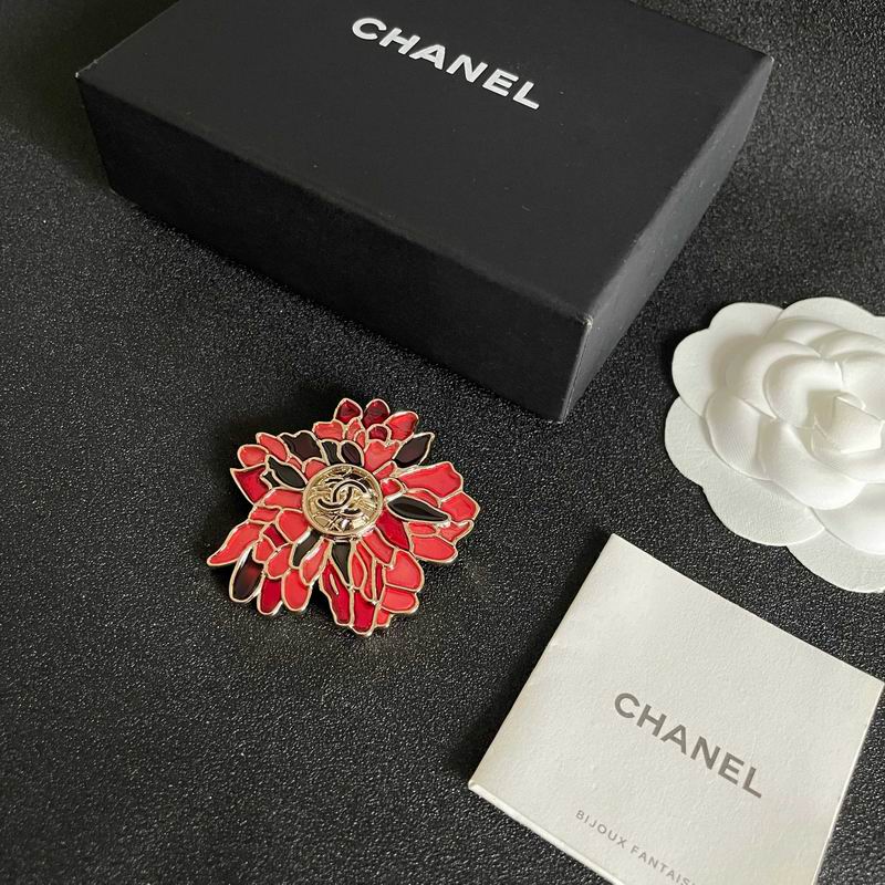 Chanel Brooch 07yxs20